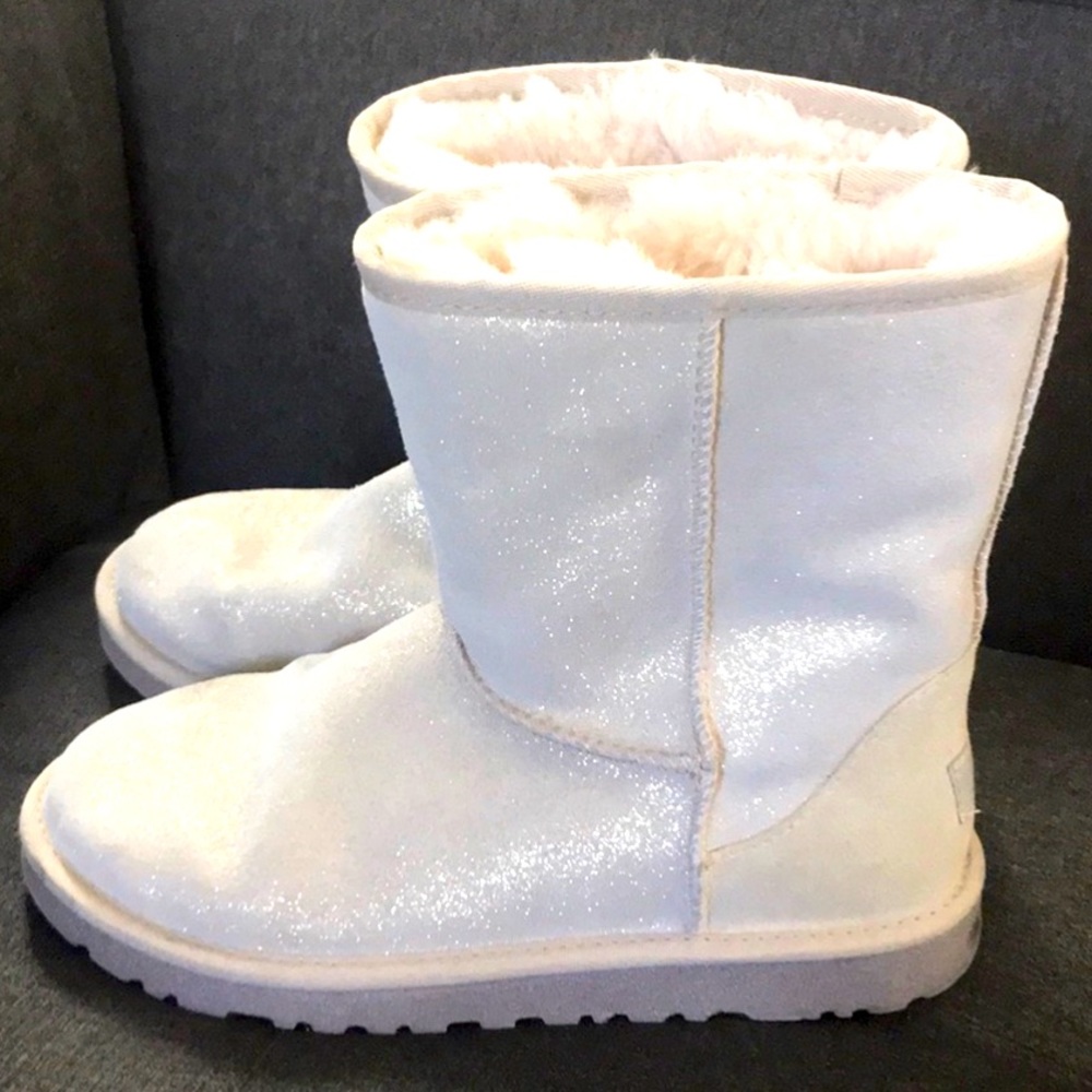 Gold UGG Short boot